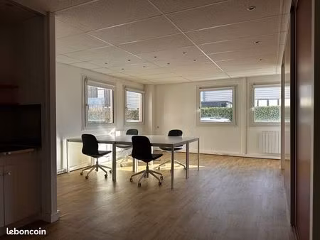 loue bureau 56m2 parc des glaisins annecy le vieux