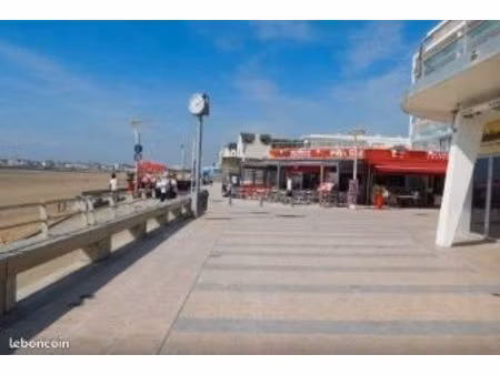 a vendre fdc snacking salé/sucré boissons face ocean st gilles x de vie