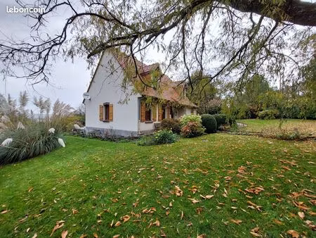 pavillon 6 pièces 128 m²