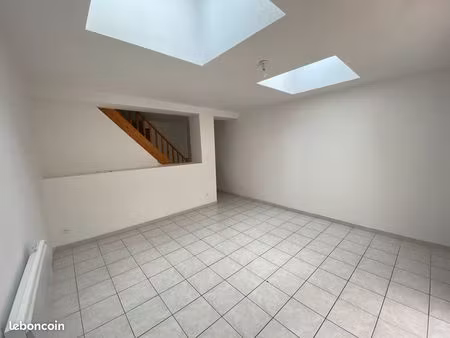 maison mitoyenne bouchain 90m2 avec cour privative