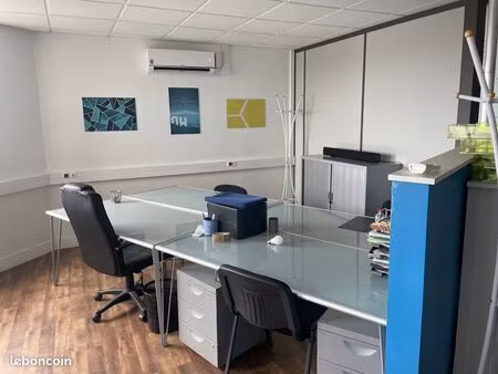 poste de travail coworking lille