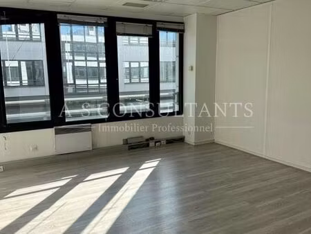 bureaux 150 m²
