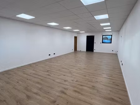 neuf - bureau de 55m2 + 25m2 salle de pause