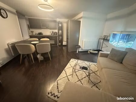 appartement 3 pièces 77 m²