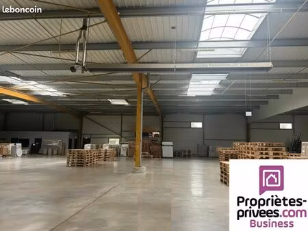 local logistique 1 200 m²