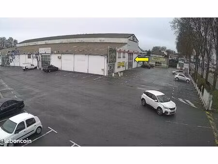 locaux commerciaux 630 m² rn.20 fenouillet