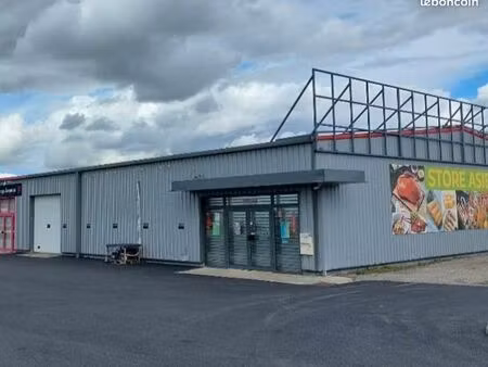 a louer local commercial 350m²