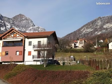 appartement 3 pièces 70 m2 avec terrain