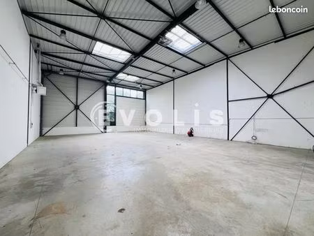 local d'activité 540 m²