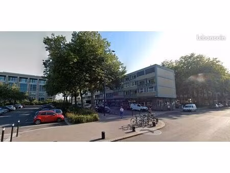 fonds de commerce 70 m²