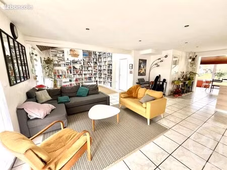 maison 6 pièces 150 m²