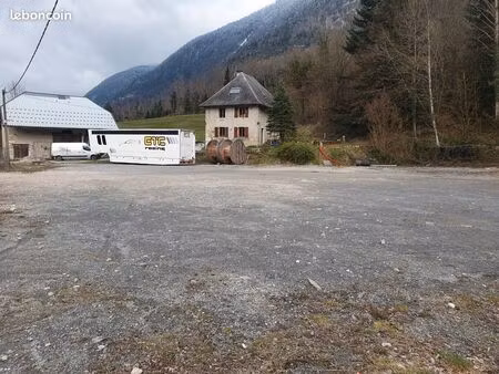 location plate-forme logistique/ parking