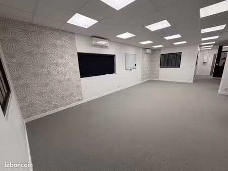 bureaux à louer - 110m2 - prêt à emmenager