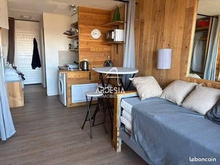 studio 1 pièce 22 m²