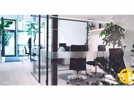 local bureaux 210 m²