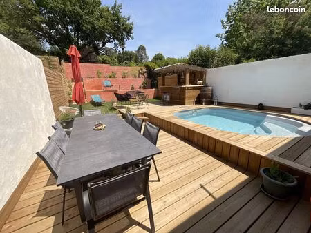 maison 5 pièces 158 m²