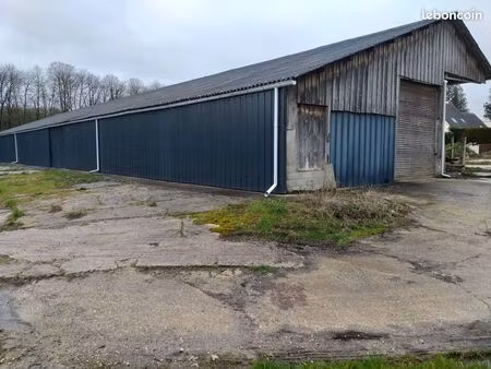 a louer entrepôt 450 m²