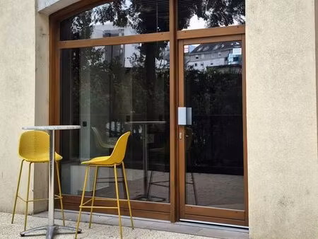 murs local commercial libre de bail