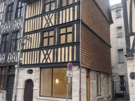 local commercial - quartier des antiquaires  rue eau de robec  abbatiale saint ouen