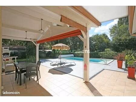 maison 5 pièces 141 m²