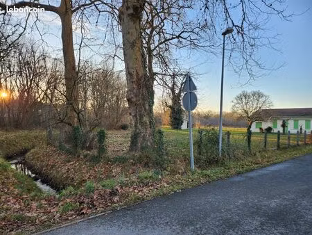 maison avec 2 granges et terrain divisible 7 575 m² – saint-jean-d'illac