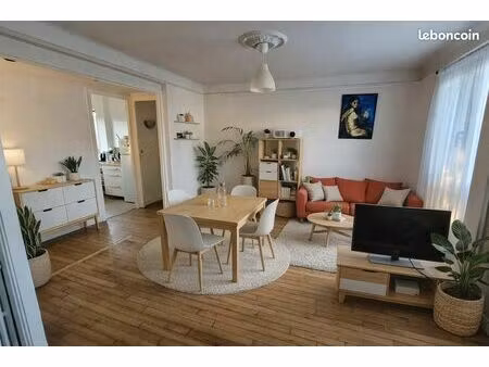 appartement confortable et rénové 2/3 chambres - canclaux / monselet