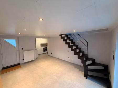 maison entièrement remise à neuf - jumet houbois