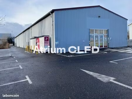 local commercial 900 m² aubiere