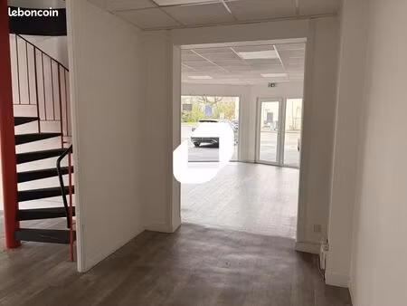 local commercial 170 m²