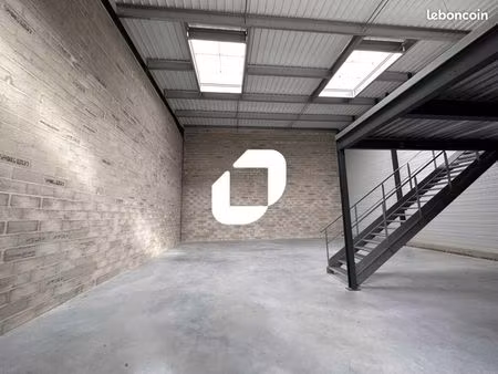 local d'activité 228 m²