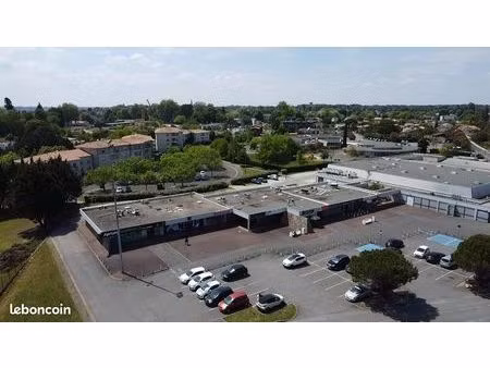 local d'activité 48 m²