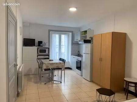 studio citadin meublée toute charges comprises