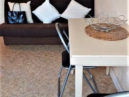 studio meublé proche inspe - 405