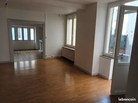 lezoux f2 centre ville