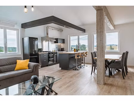 appartement de 118m2 avec terrasse et parking