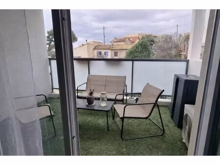 superbe t2 récent avec terrasse - marseille 16ème -