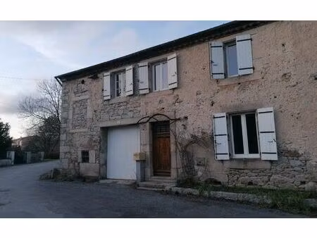 location maison  m² t-3 à saint-salvy-de-la-balme  593 €