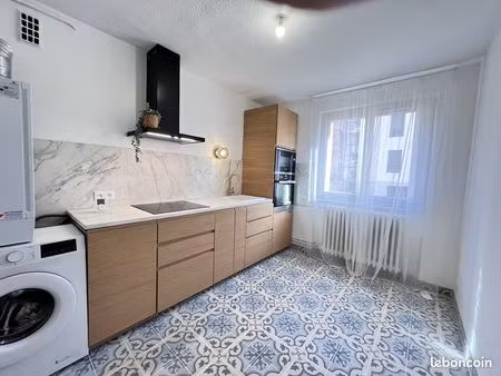 appartement 3 pièces 69 m²