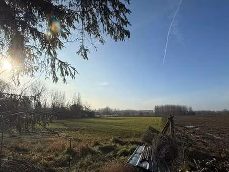 à vendre – terrain à bâtir avec vaste jardin