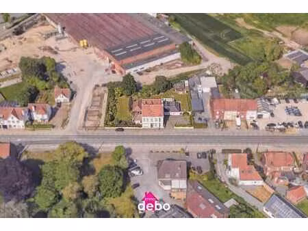 commercieel gelegen site met sterke zichtbaarheid te kuurne