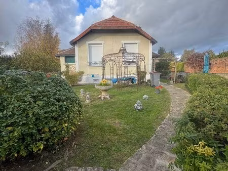 maison de campagne avec jardin 50 m2 - 3 pièces