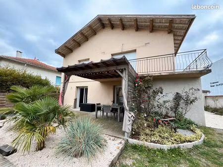 maison familiale 153 m² – centre-ville de veauche