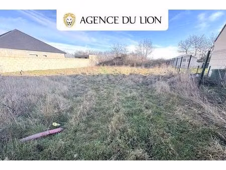 terrain constructible viabilisé à vendre