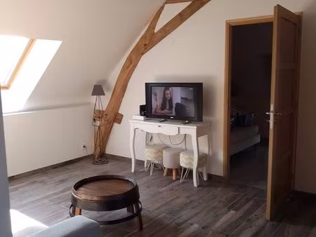 apparemment avec terrasse toutes charges comprises