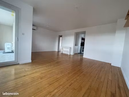 t3 quartier jean rieux la terrasse