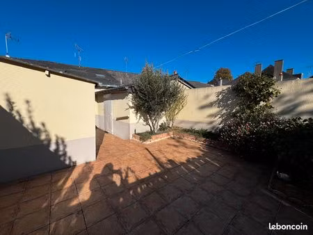 location maison renazé