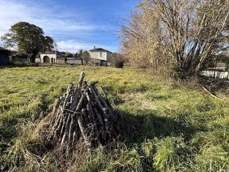 terrain constructible viabilisé à vendre
