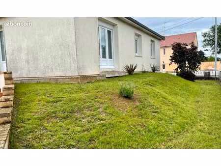 loue maison à la suze-sur-sarthe