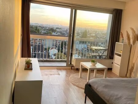 studio meublé 26 m² – dernier étage – belle vue – pavillons-sous-bois