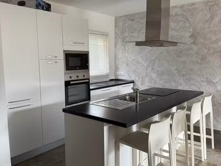 t2 50m2 + terrasse dispo jusqu’à fin avril